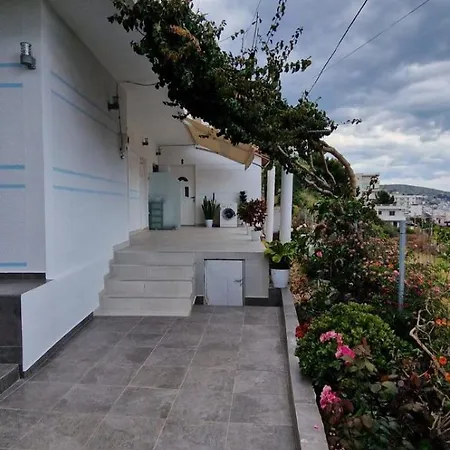 Ferienhaus Klodi Sarandë